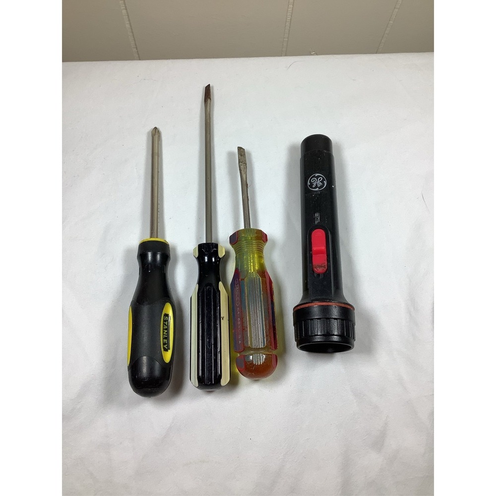 Stanley Screwdriver & GE Flashlight Tool Lot